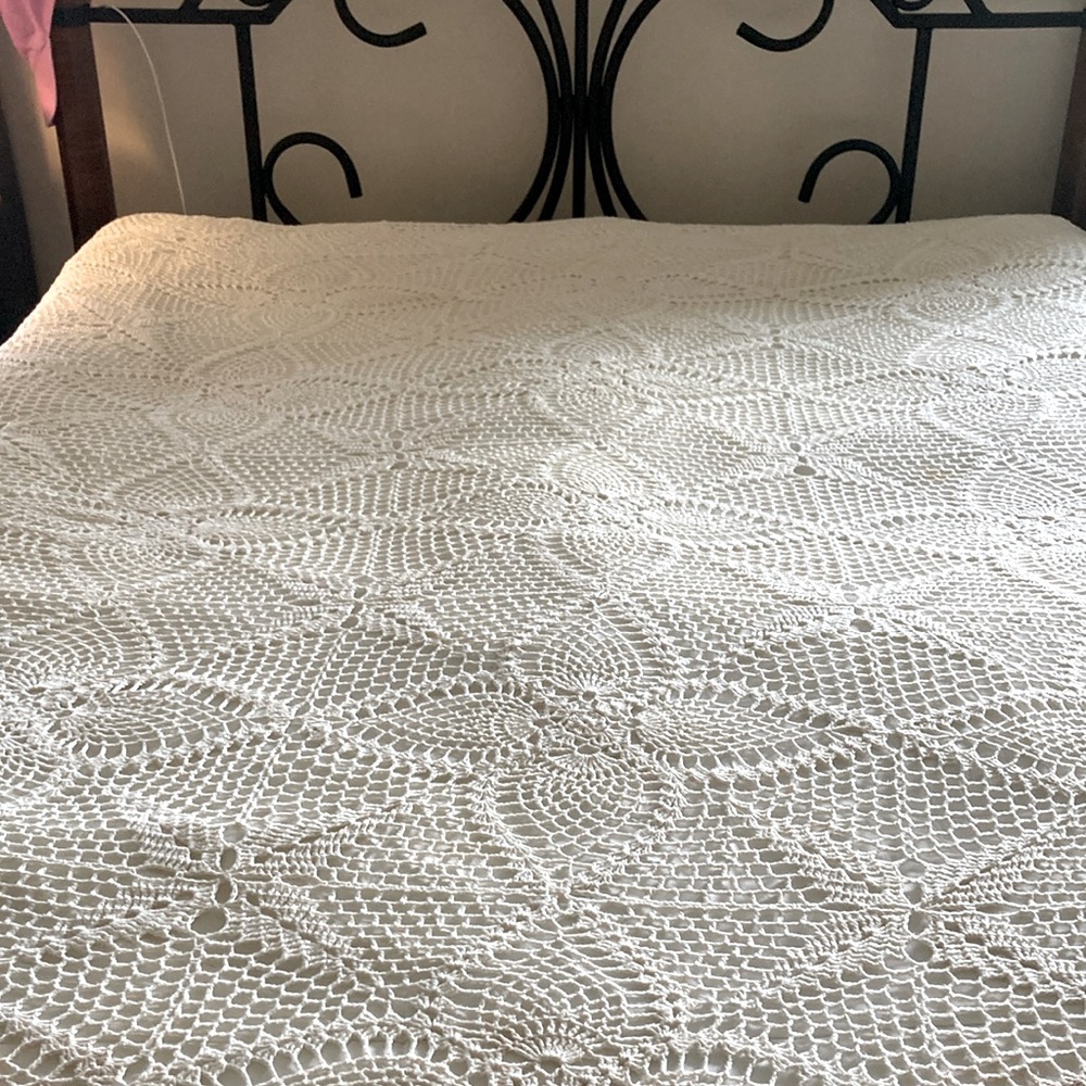 Elegant White Crochet Bedspread or Tablecloth